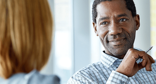 Doctor and patient in conversation